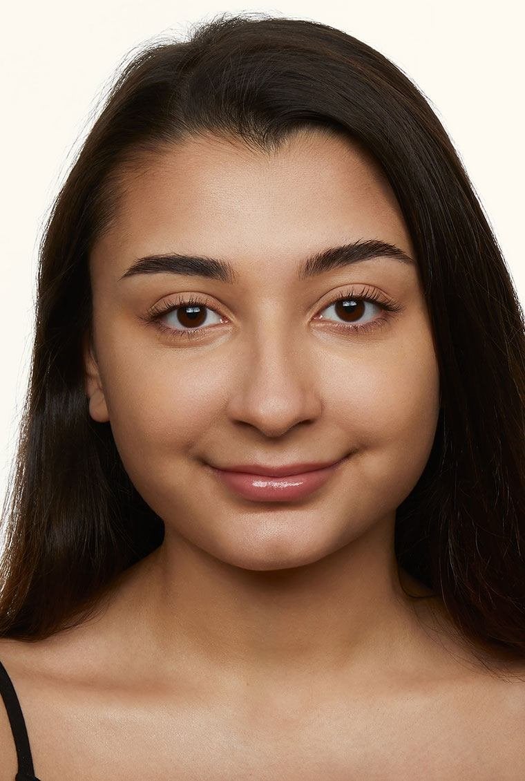 128-warmnude-model