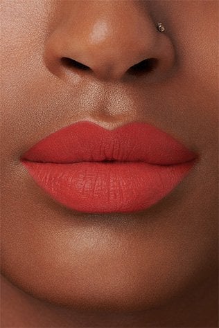 dark1_lipmacro_workforit_superstaybrooklynedition_inkcrayon_2020_316x474