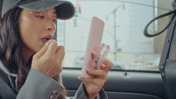 LIFTER GLAZE™ LIP BALM