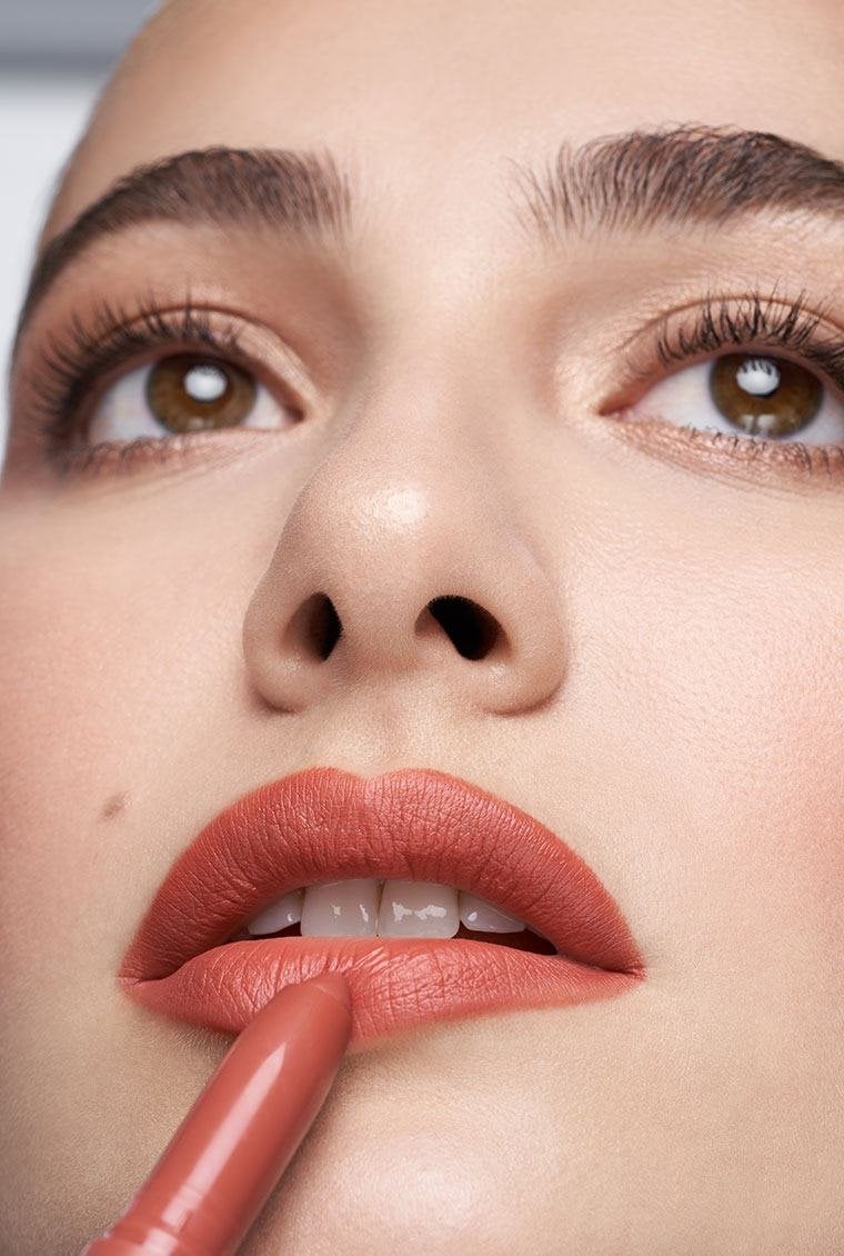 maybelline-superstay-matte-lip-crayon-12hr-enjoy-the-view-041554558784-m-us
