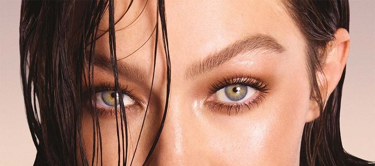 Lash Sensational Body™ Full Volume Lifting Waterproof Mascara​